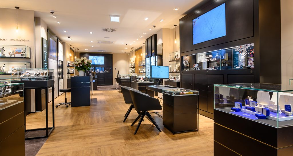 Juwelier Christ investiert Millionen in sein stationäres