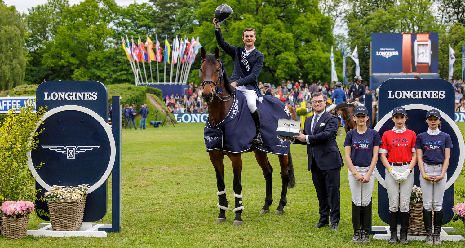 Geritt Nieberg auf Ben gewinnt den Longines Grand Prix in Hamburg