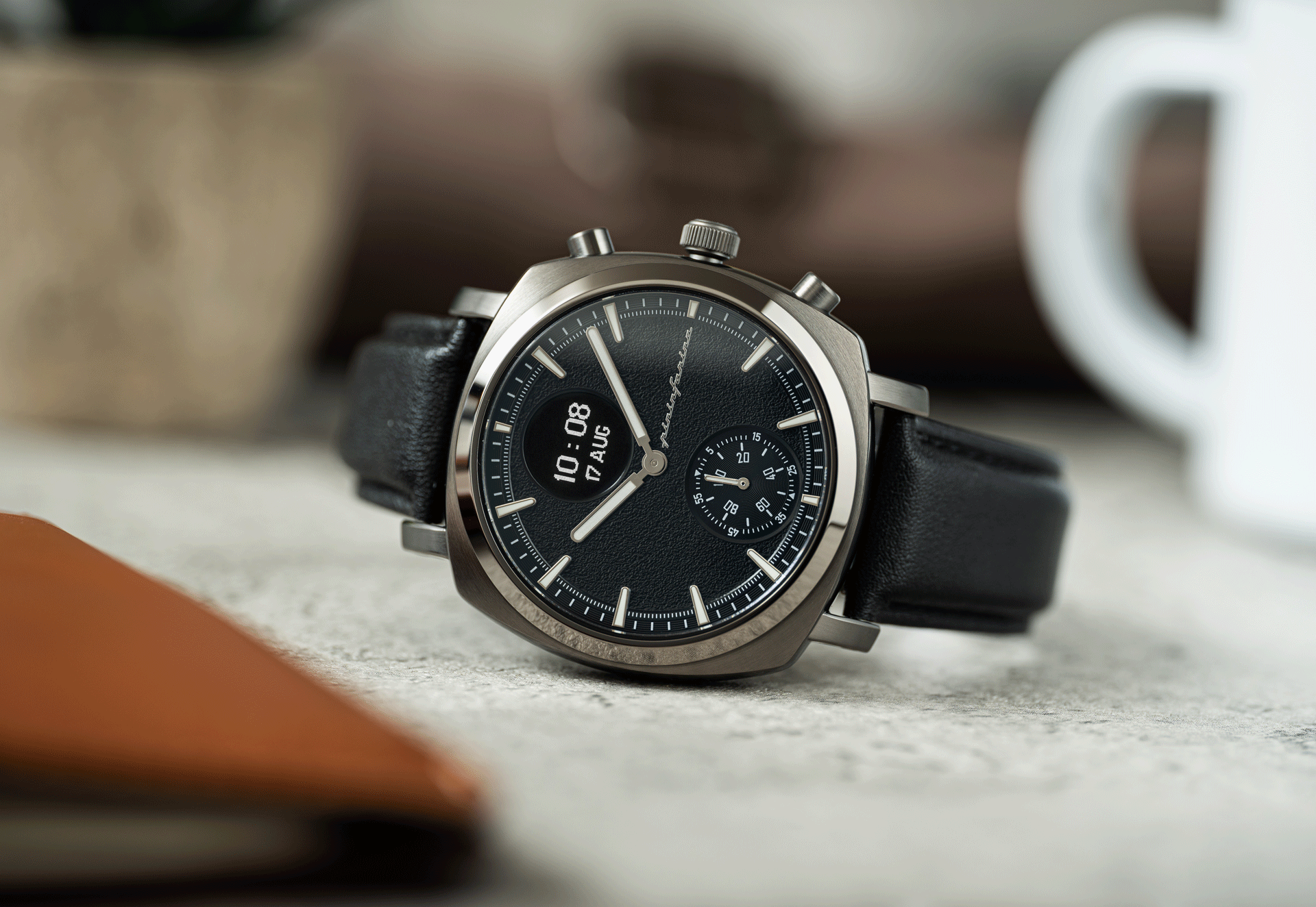 Pininfarina und Globics Technology stellen gemeinsame Hybrid-Smartwatch vor